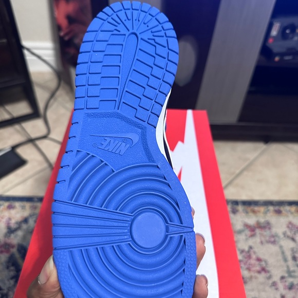 Nike Dunk High DB2179-400 - Picture 3 of 4